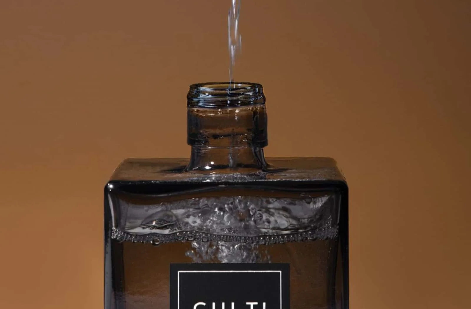 22039_Culti_milano_decor_Hals_auffuellen