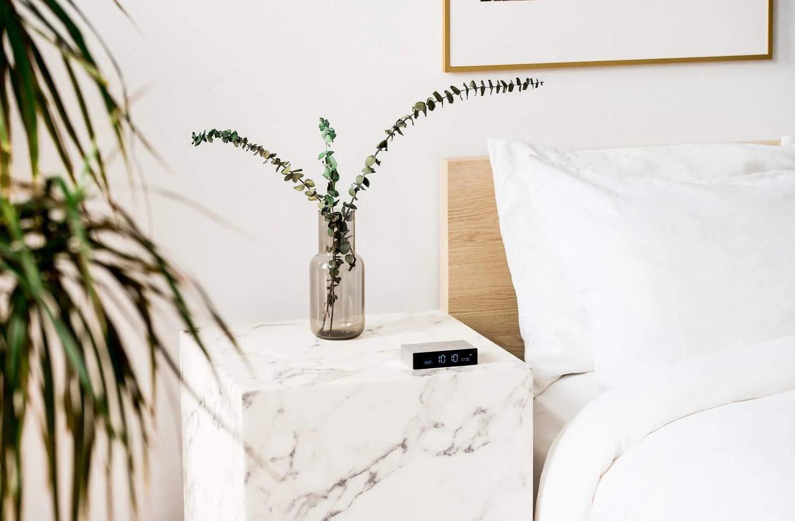 38567_Lexon_Flip_Premium_silber_mood_hell_bett