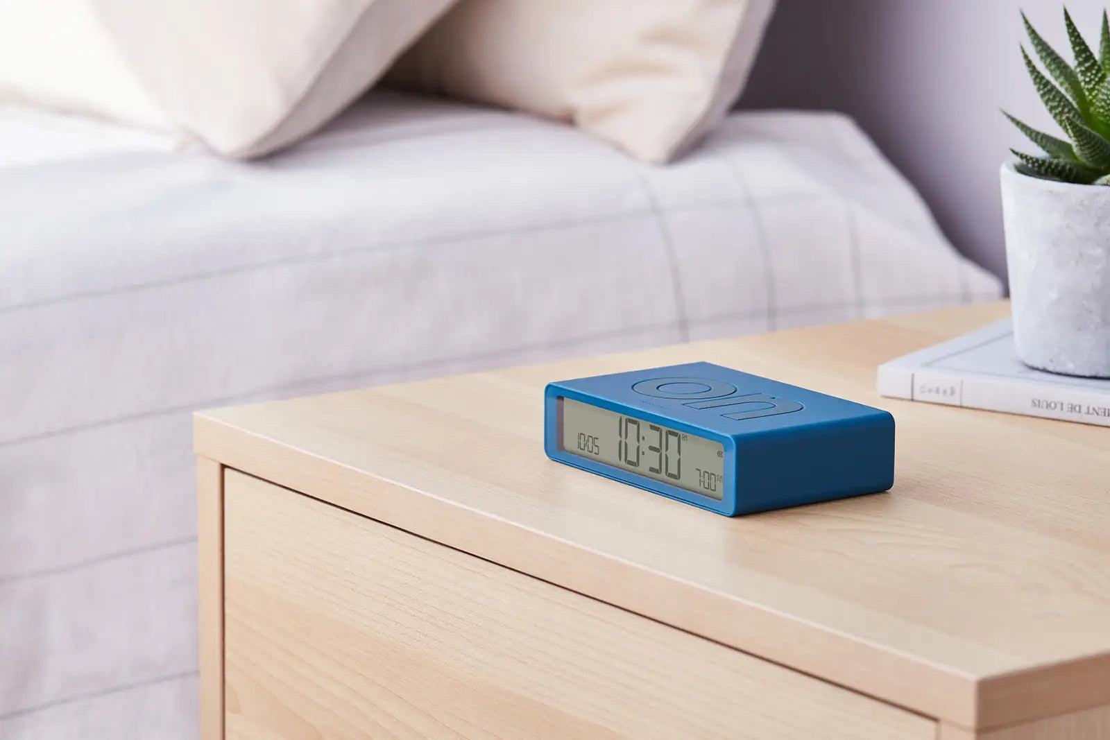 74343_lexon_wecker_classic_entenblau_9