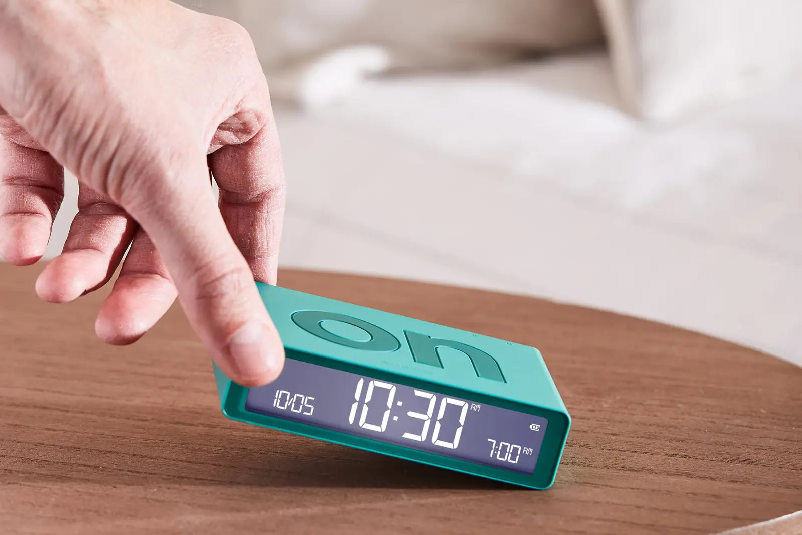 74349_lexon_wecker_classic_grün_6