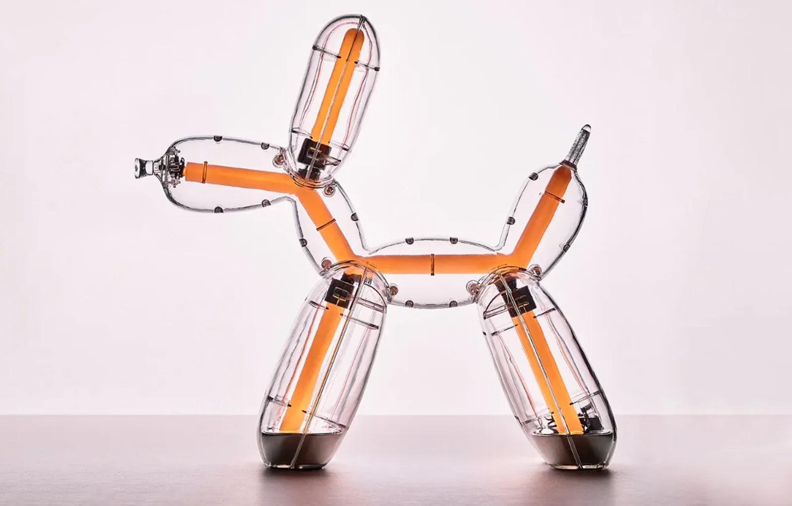 90759-lexon_balloon_dog_lampe_3