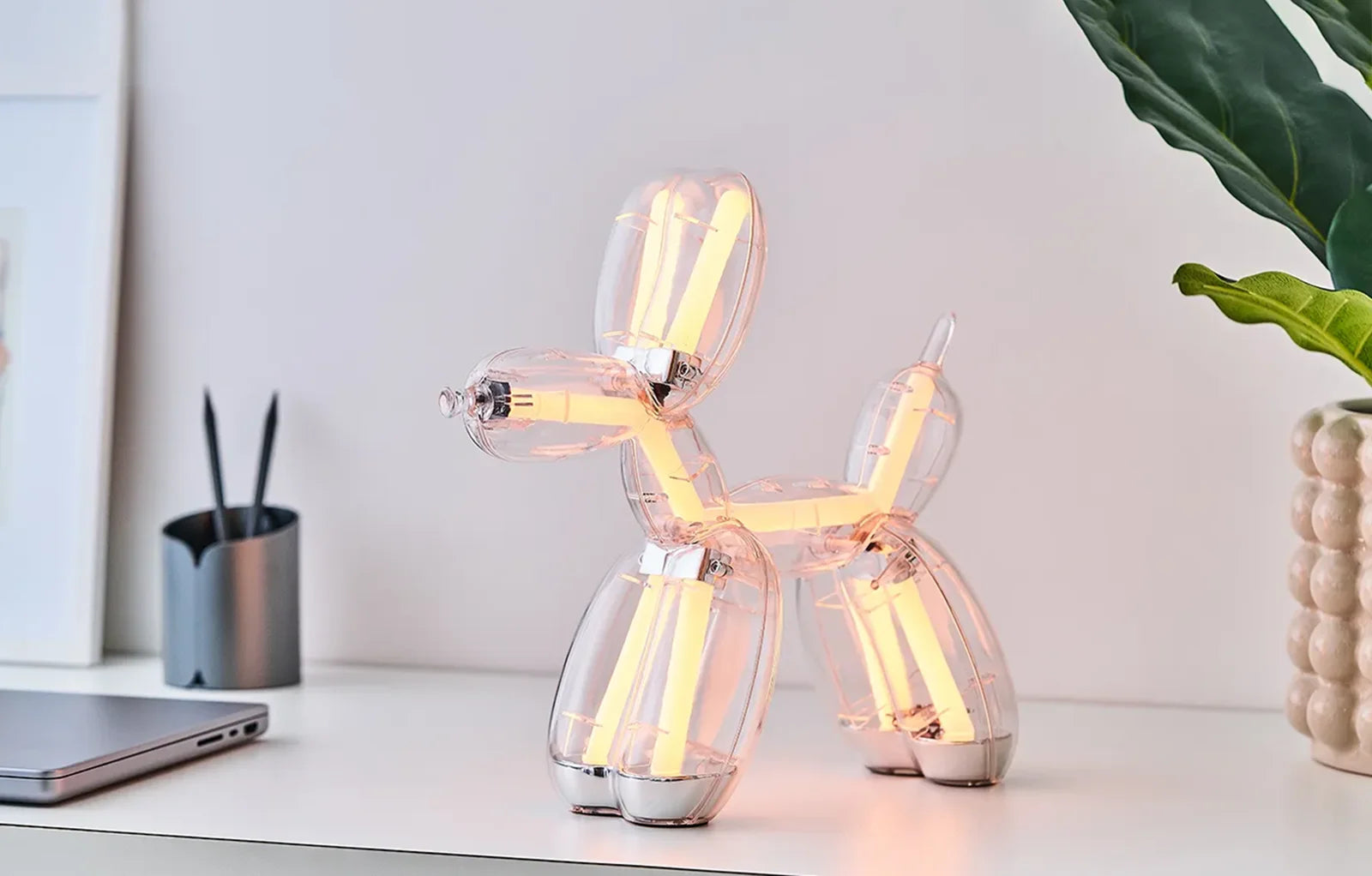 90760-lexon_balloon_dog_lampe_4