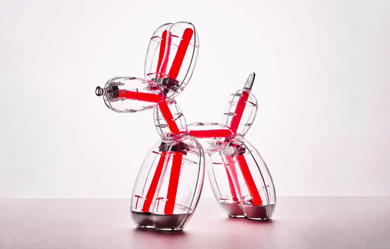 90762-lexon_balloon_dog_lampe_6