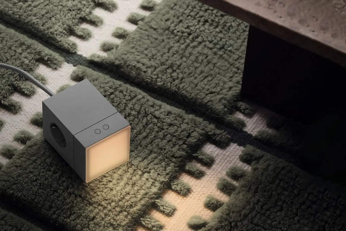 Avolt LED Steckdosen Lampe | Lamp 1 | Dimmbar