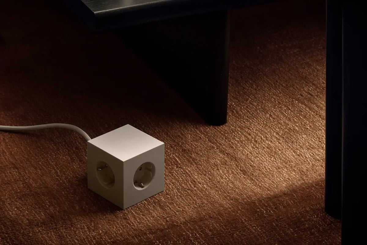 Avolt Mehrfachsteckdose Verlängerung | Square 1 | 2 x USB-C