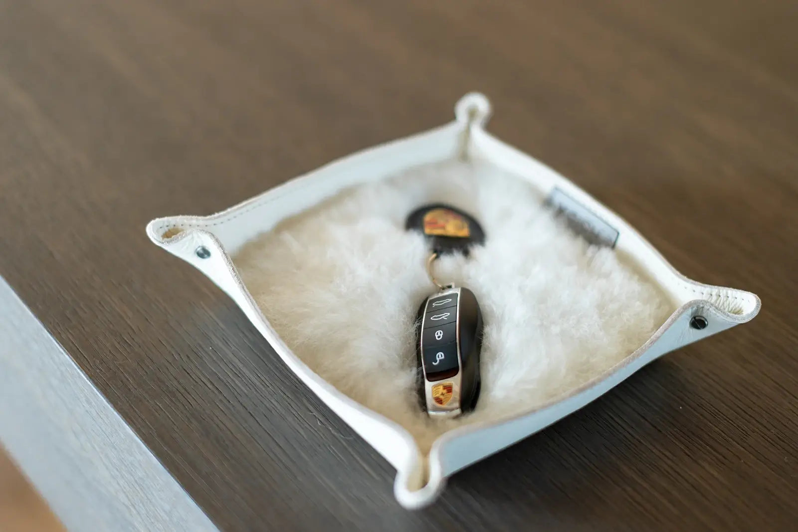 WEICH Couture Alpaca Taschenleerer | Keybox TODO