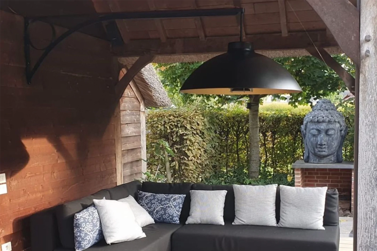 10347_heatsail_dome_schwarz_deckenlampe_lounge