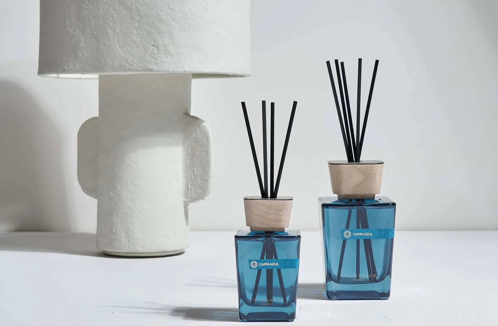 19504_Locherber_milano_capri_azul_diffuser_mood