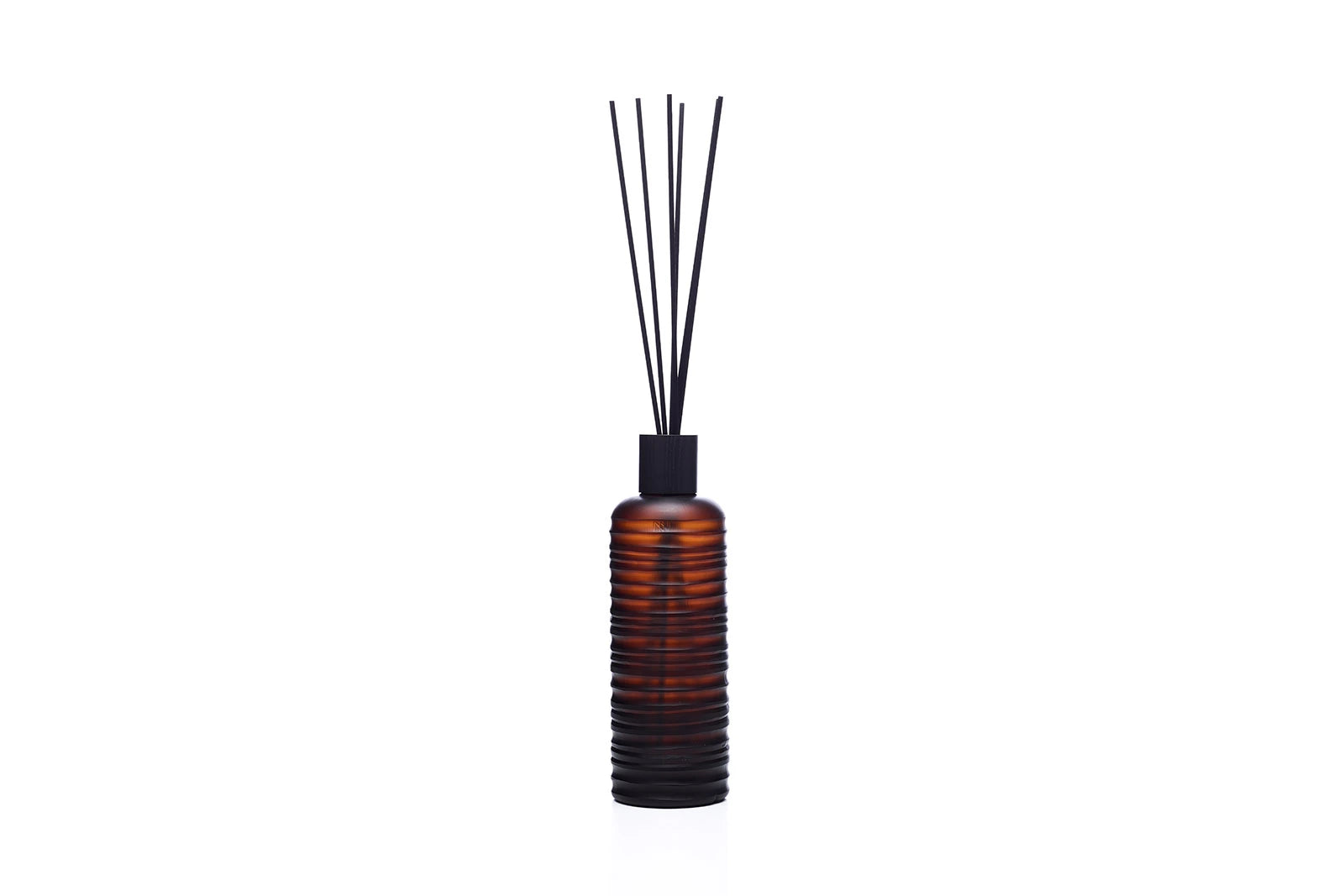 40240-Onno_Diffuser_Sphere_amber