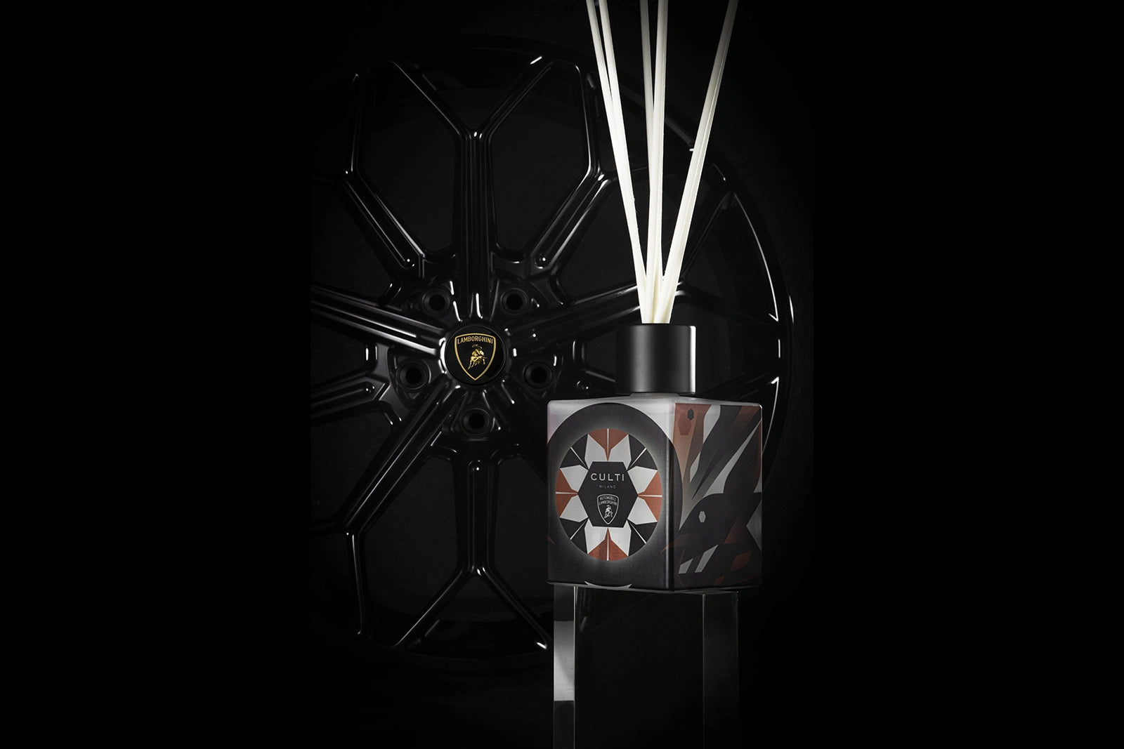 9420-Culti_Milano_Lamborghini_Diffuser_Special_Edition_1000ml_mood3