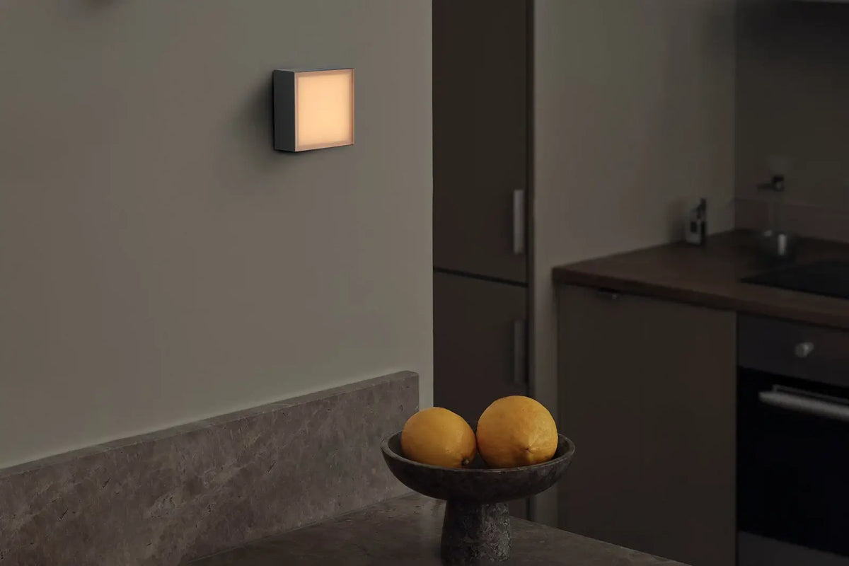 Avolt LED Steckdosen Lampe | Lamp 1 | Dimmbar