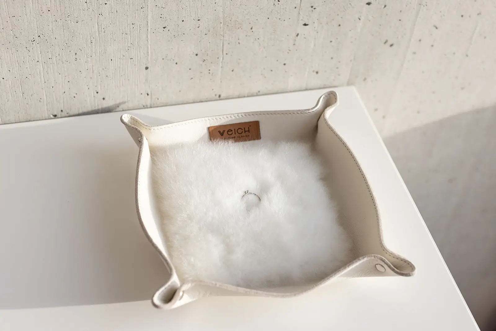 WEICH Couture Alpaca Taschenleerer | Keybox TODO